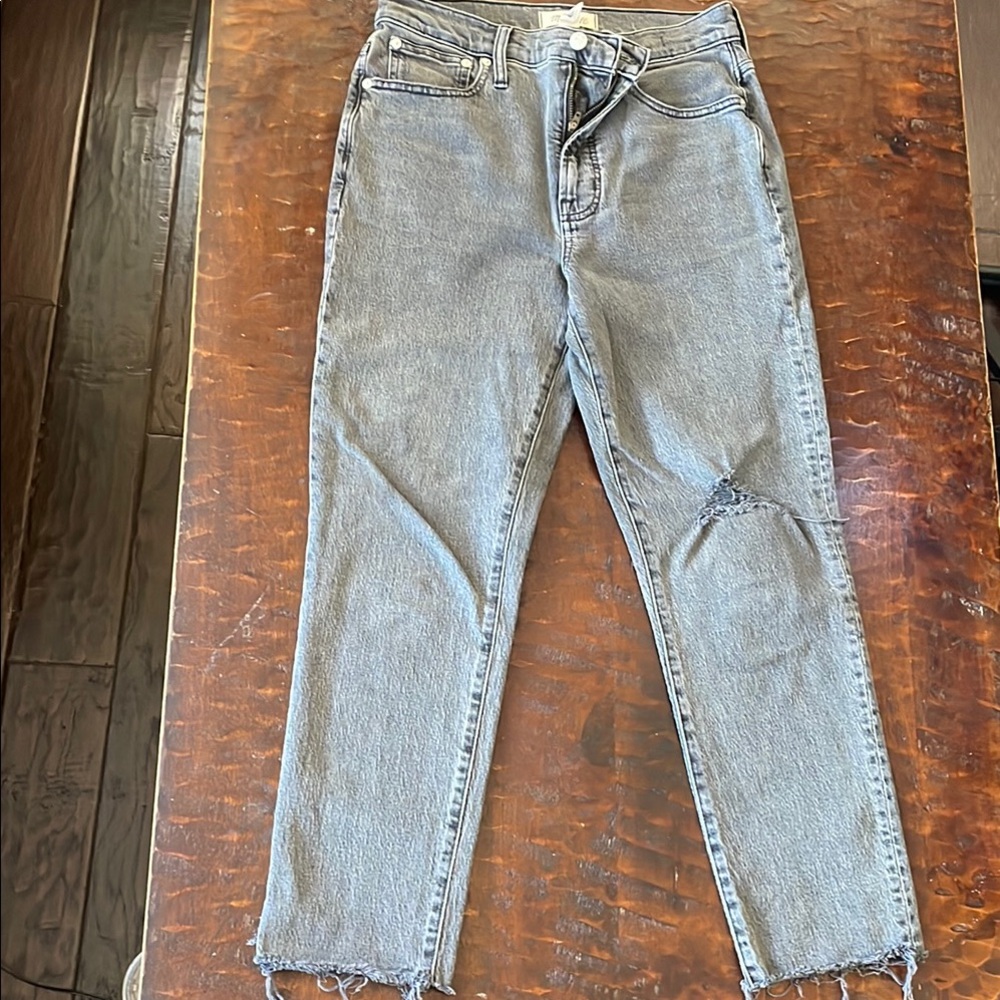 Women's Grey Distressed Jeans